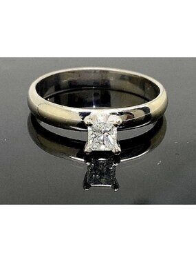 Shane Co. Engagement Ring Diamond Princess 0.30ct 14k White Gold Womens Size 6.5